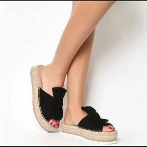 Gaimo Samantha Flatform Sandals